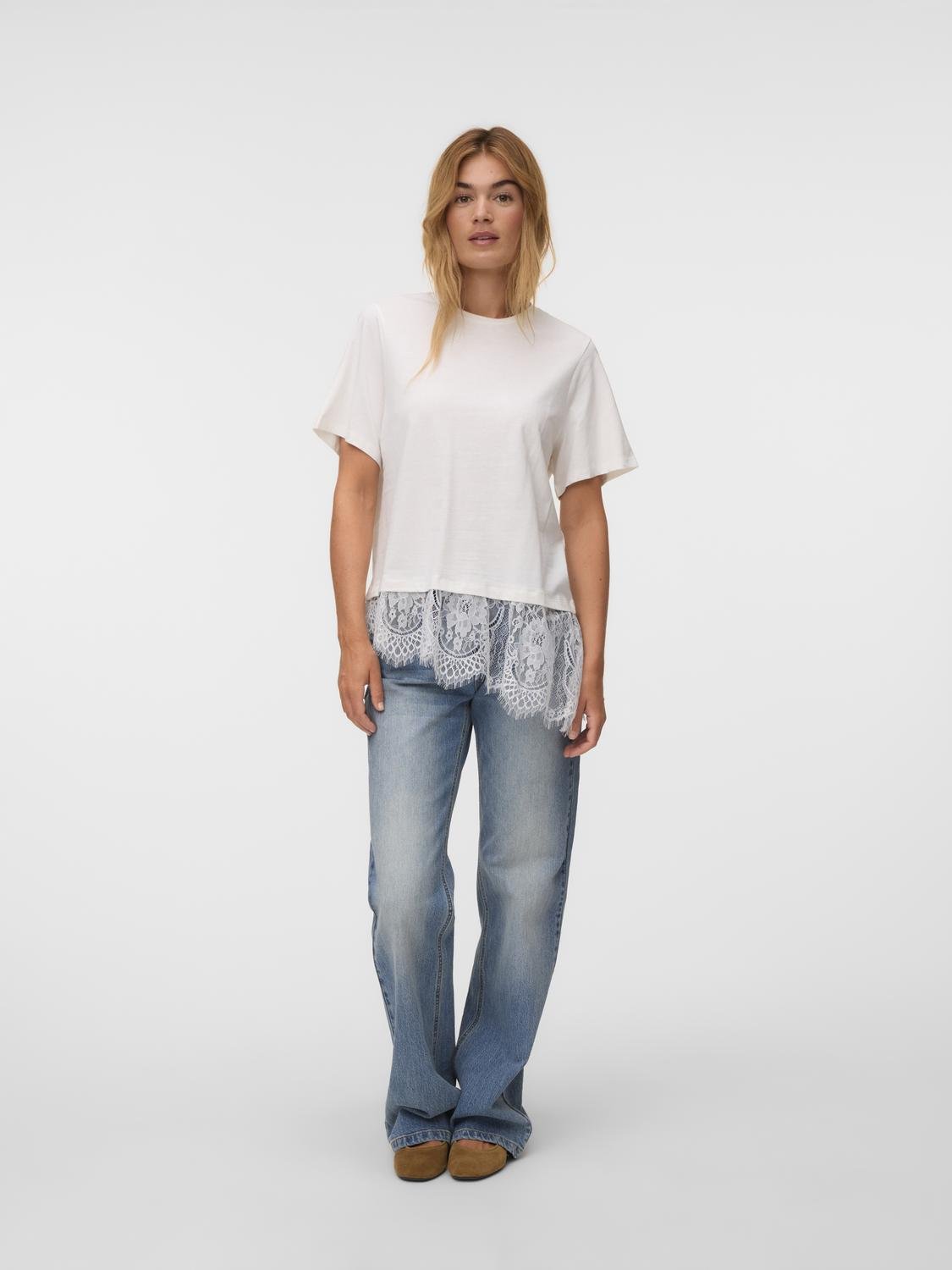 VMBRIT T-shirt - Snow White - VERO MODA & VILA Bergvik